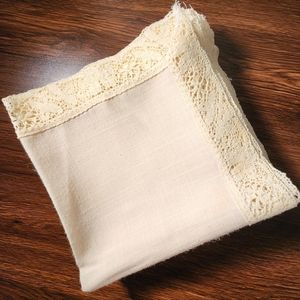 Vintage Lace Edge Off white/yellow/beige Napkins.Square 16.5in x 16.5in Set of 8